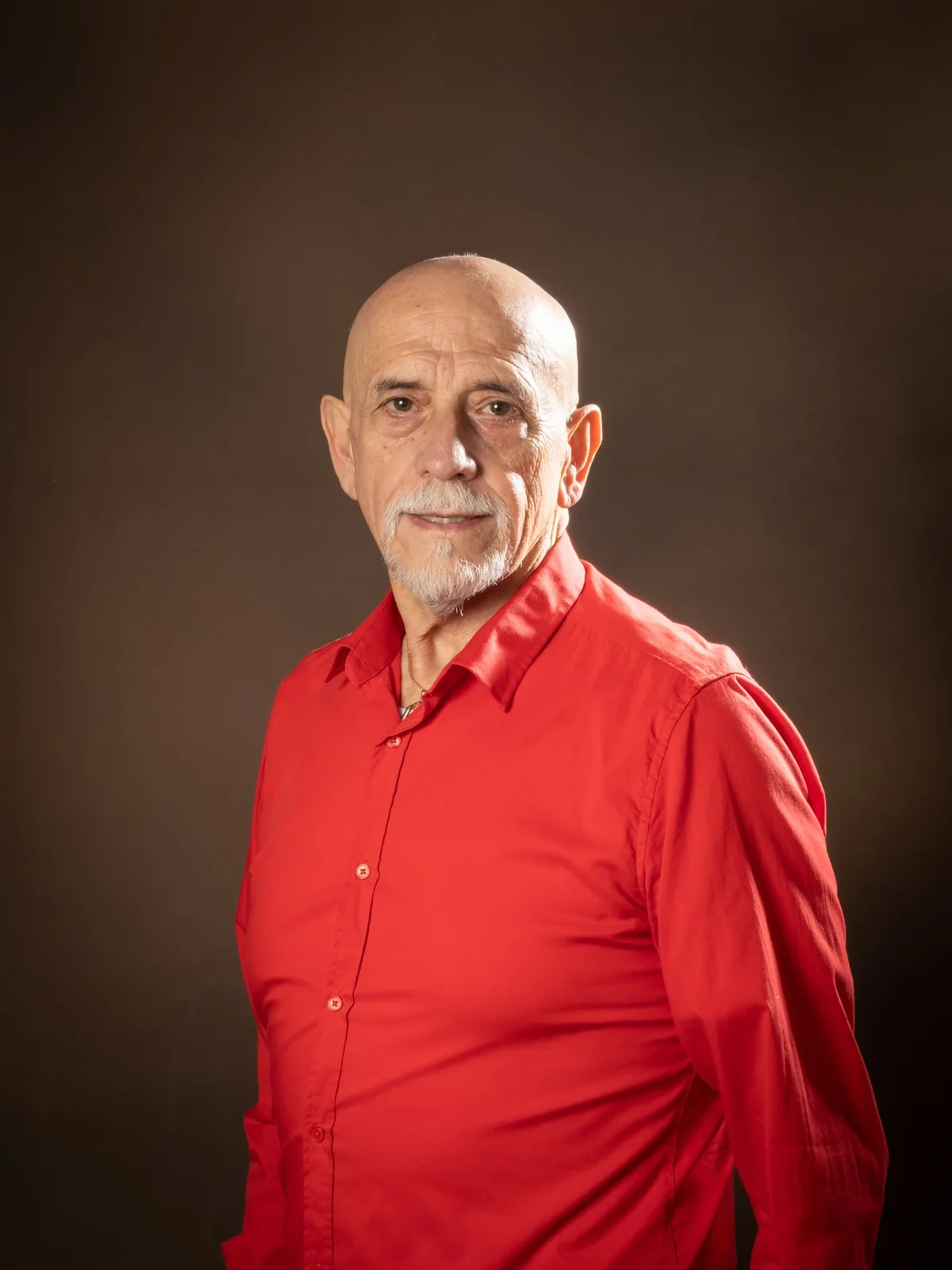 Dr. Carlos Fernández